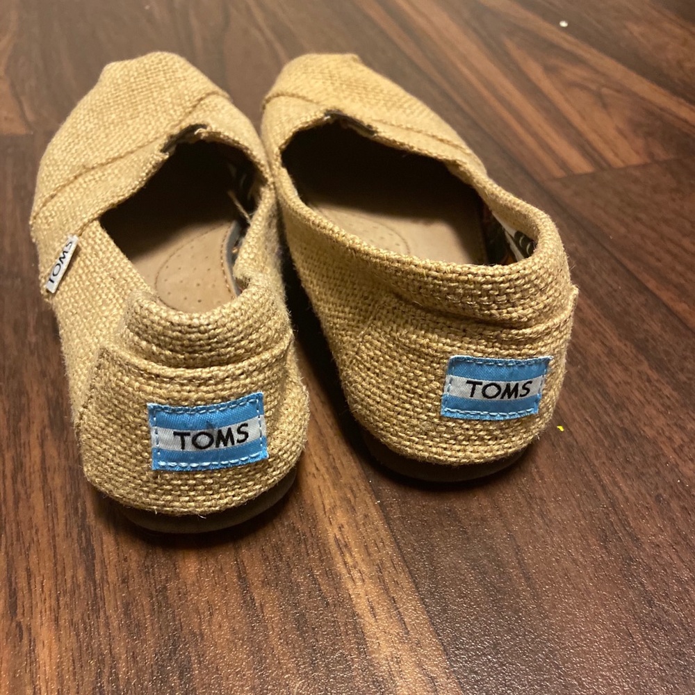 Tom’s Tan/Beige Shoes